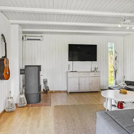 Beautiful In With House A Panoramic View Holiday home Roslev
